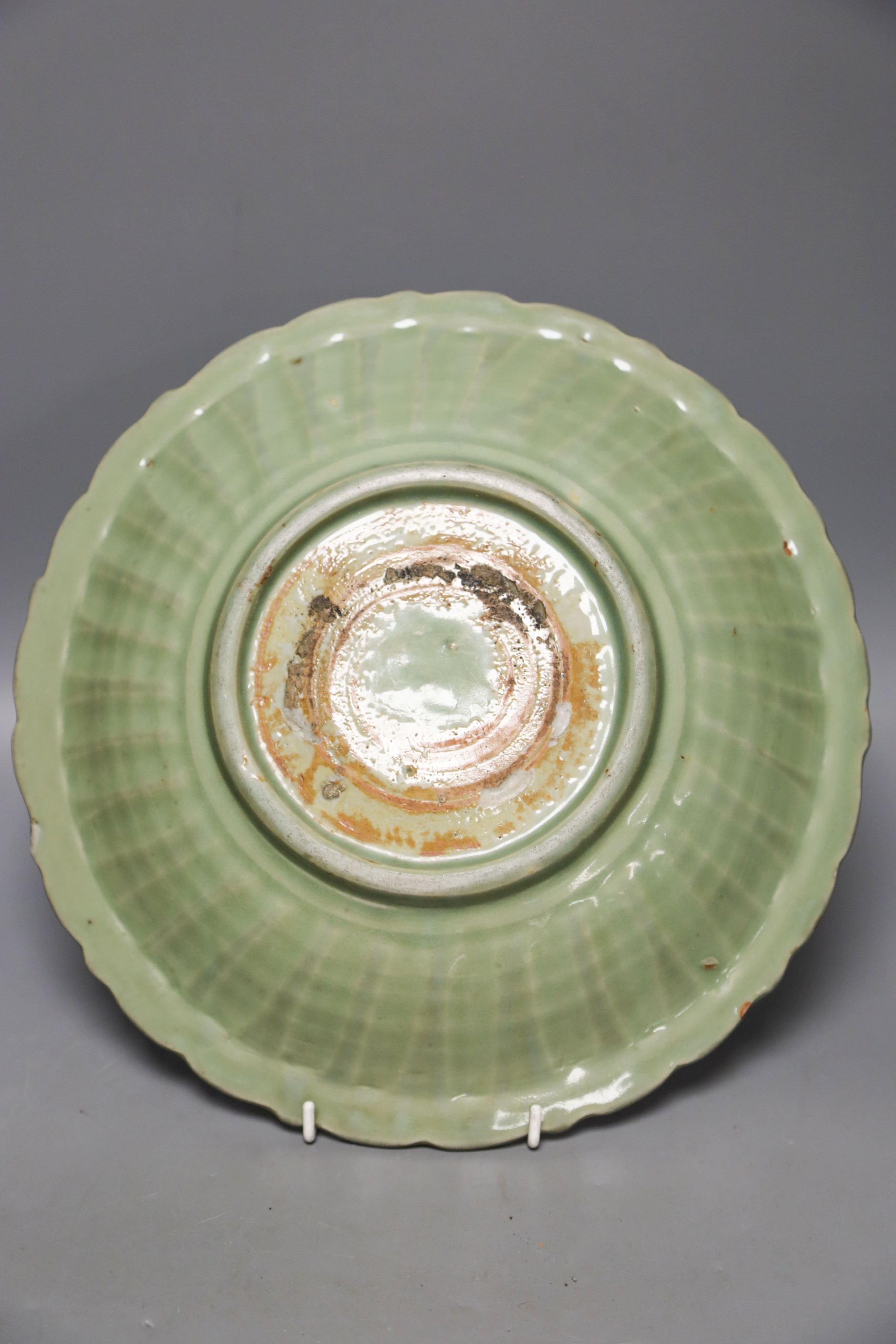 A Chinese Ming Longquan celadon dish, 15th/16th century 31.5cm